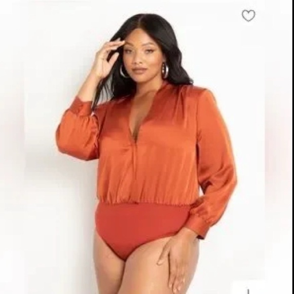 Eloquii Tops - Eloquii Satin Strong Shoulder Body Suit -Picante Size 22